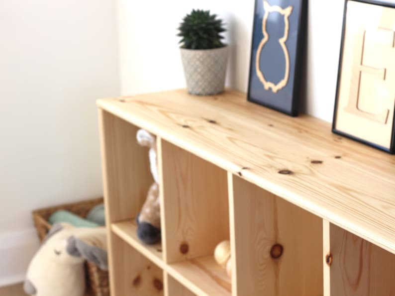 Montessori-Inspired Shelves – Solid Wood Cube Shelving Unit for Kids' Playroom or Nursery